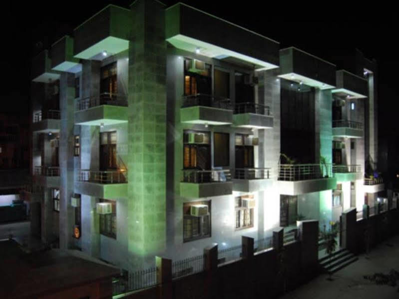 The Urmi Hotel Haridwar Exterior photo